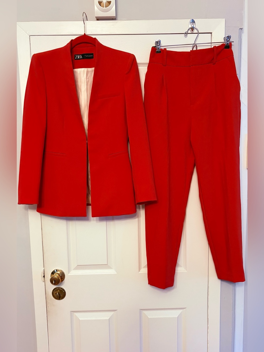 Zara Collarless Women's Red Tailored Blazer and Pants Suit Size Small NWOT - Picture 2 of 10